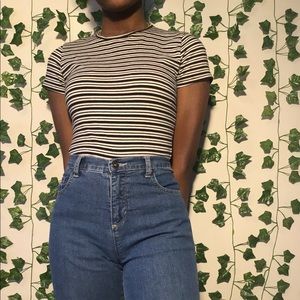GAP black and white striped stretchy shirt